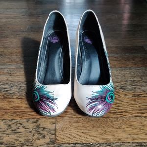 TUK Peacock heels